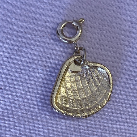 NWOT - Grand Turk - Diamonds International Hanging Seashell Charm - Picture 2 of 9